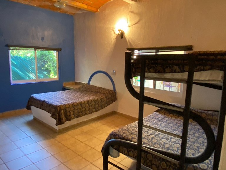 C1A 5 Private pool, 5 minutes from the beach