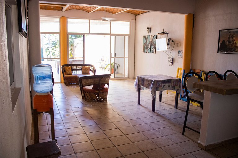 C1 Private pool 5 minutes from the beach and mangrove!