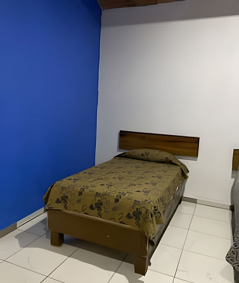 C12 · Casa 2 niveles, alberca y vista al manglar