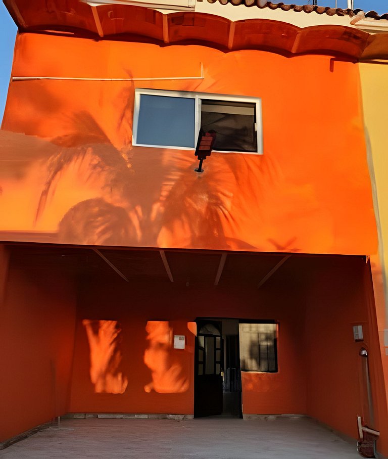 C11 · Casa 2 niveles, alberca y vista al manglar