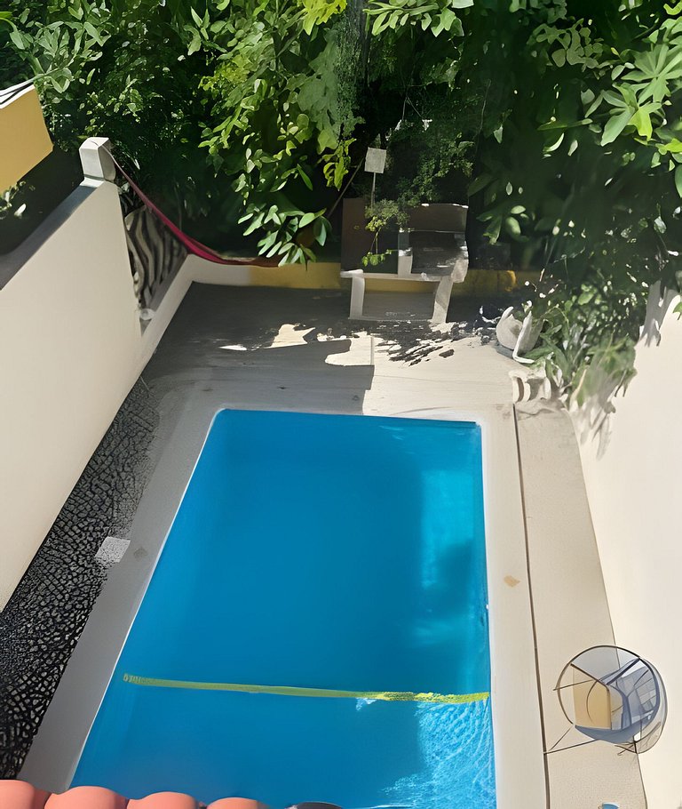 C11 · Casa 2 niveles, alberca y vista al manglar