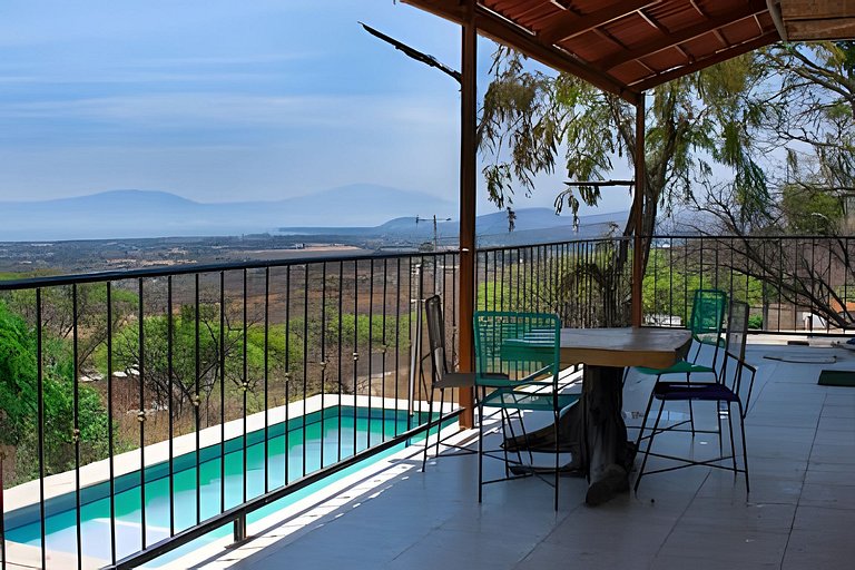 6 Alberca privada y Vista a el lago de Chapala