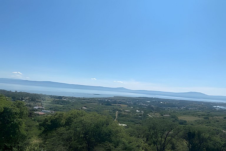 6 Alberca privada y Vista a el lago de Chapala
