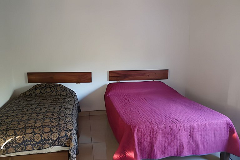 C910 Casa colmena  3 minutos playa alberca 2 rec.