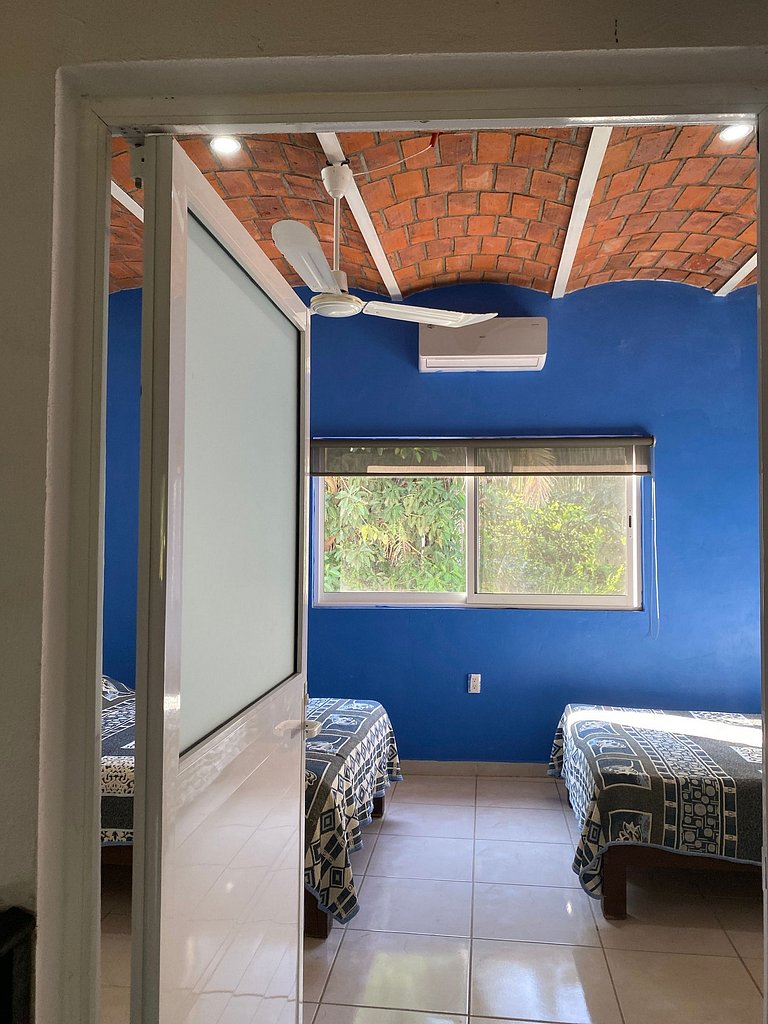 C10 Casa colmena 3 minutes from the beach and pool, 2 bedroo