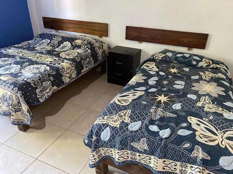 C10 Casa colmena 3 minutes from the beach and pool, 2 bedroo