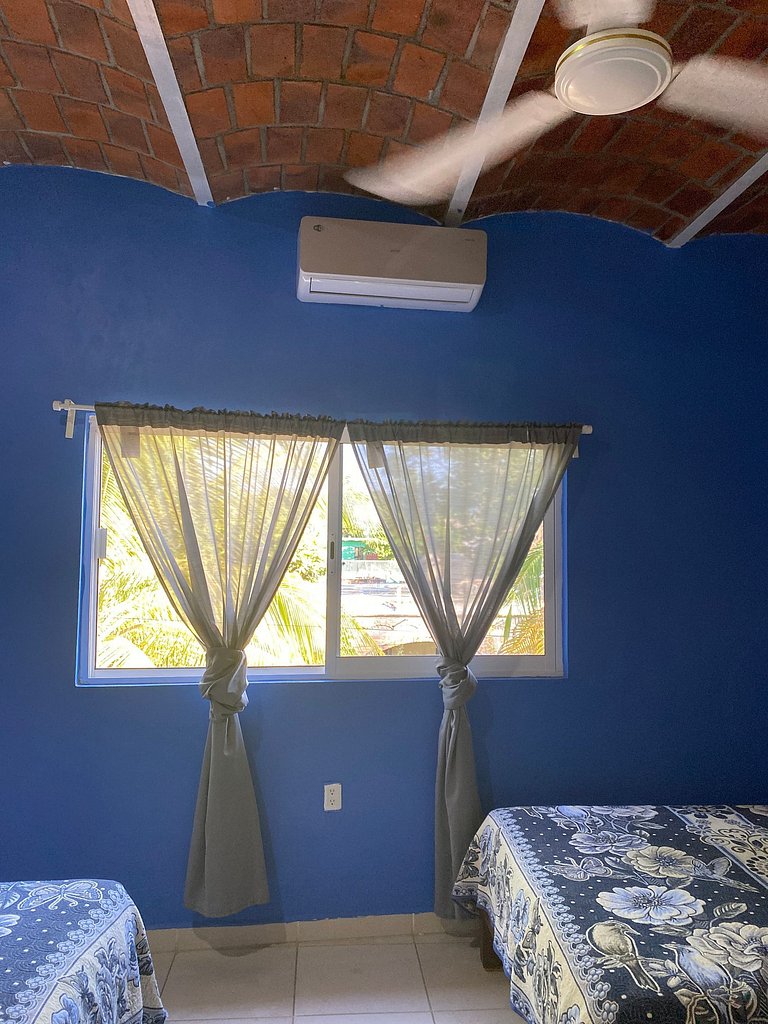 C10 Casa colmena 3 minutes from the beach and pool, 2 bedroo